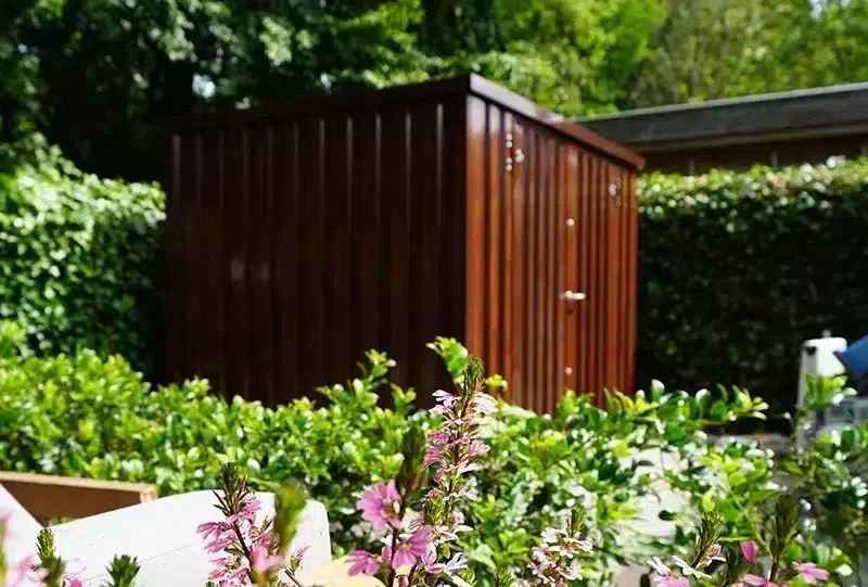 Houtlook container in de tuin productfoto