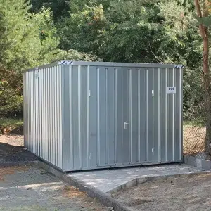 combinatie container in een bos