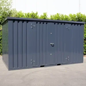 4x2 DDL container in RAL 7016 op een buitenterrein met groen